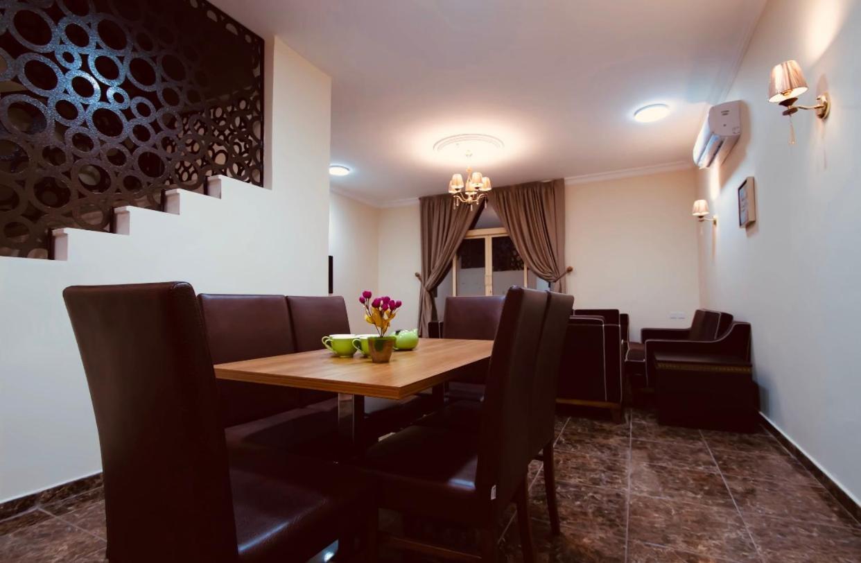Hotel Arees Beach à Rayyis Extérieur photo